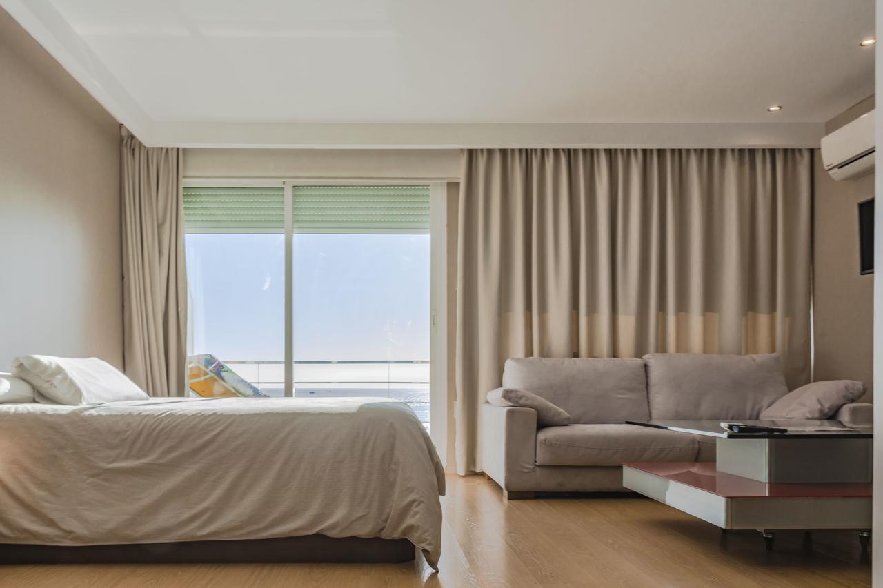 Carihuela Beach Apartamentos トレモリノス エクステリア 写真