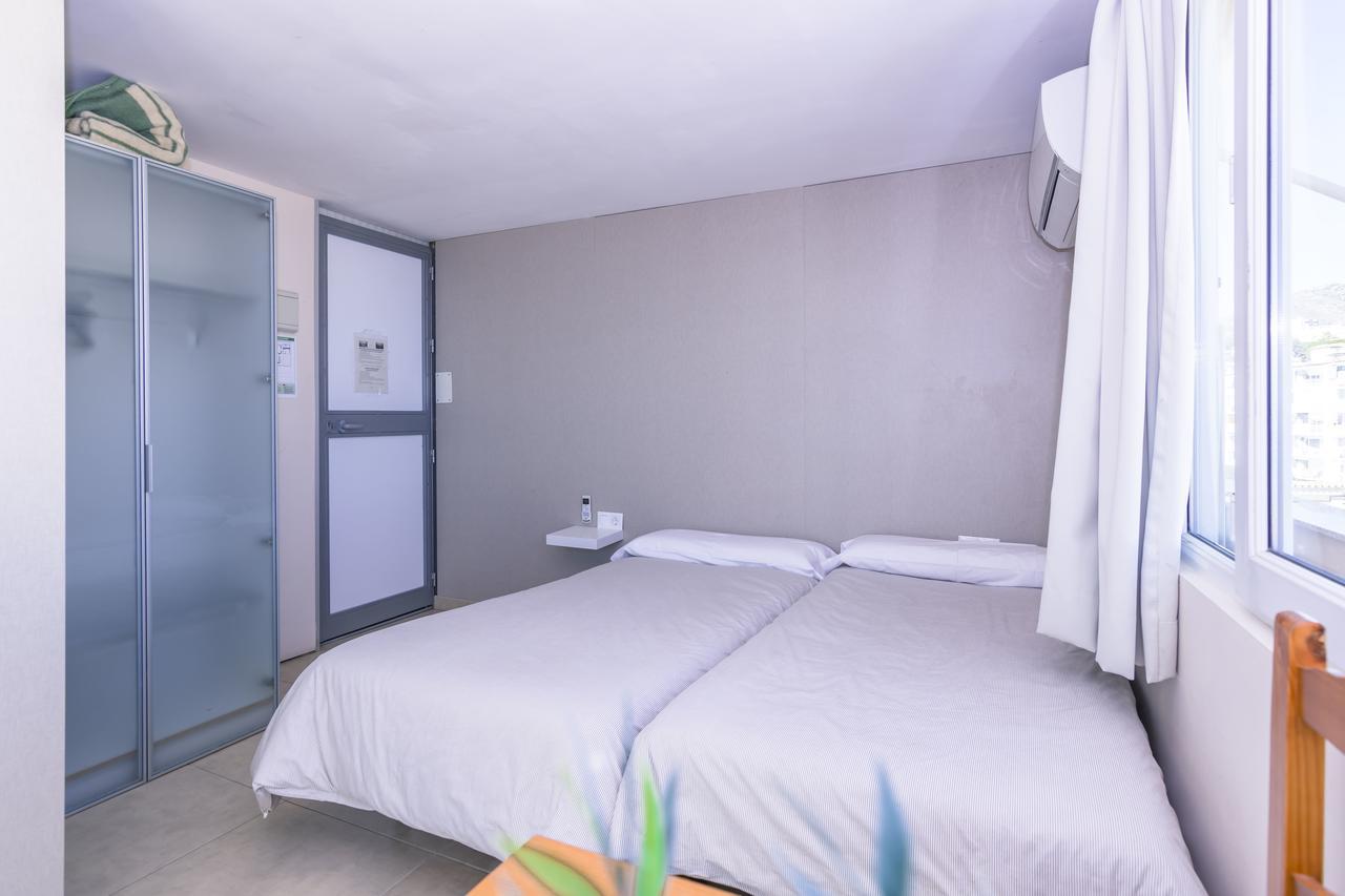 Carihuela Beach Apartamentos トレモリノス エクステリア 写真